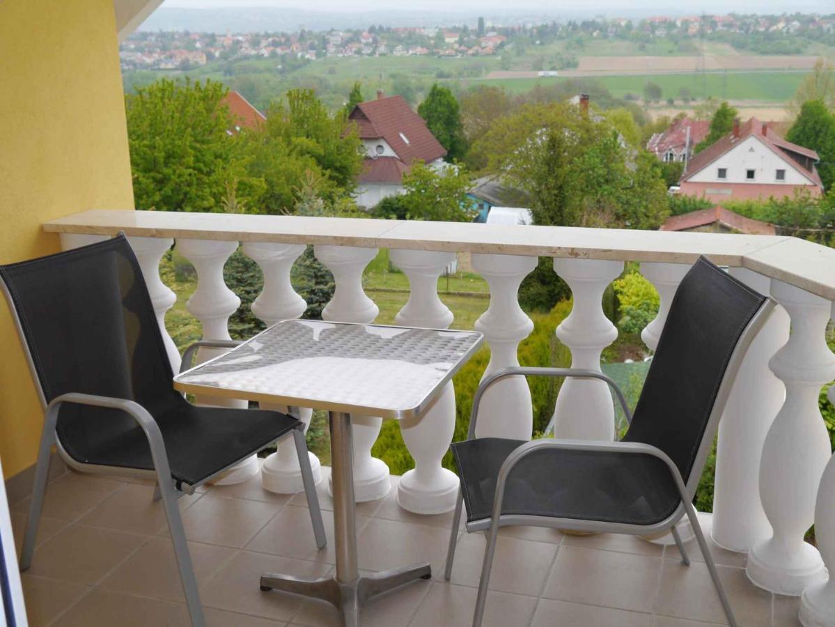 Apartments In Alsopahok/Balaton 27597 Exterior foto